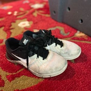 Nike metcon shoes